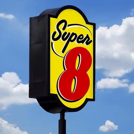 Super 8 By Wyndham Fort Worth Entertainment District Zewnętrze zdjęcie