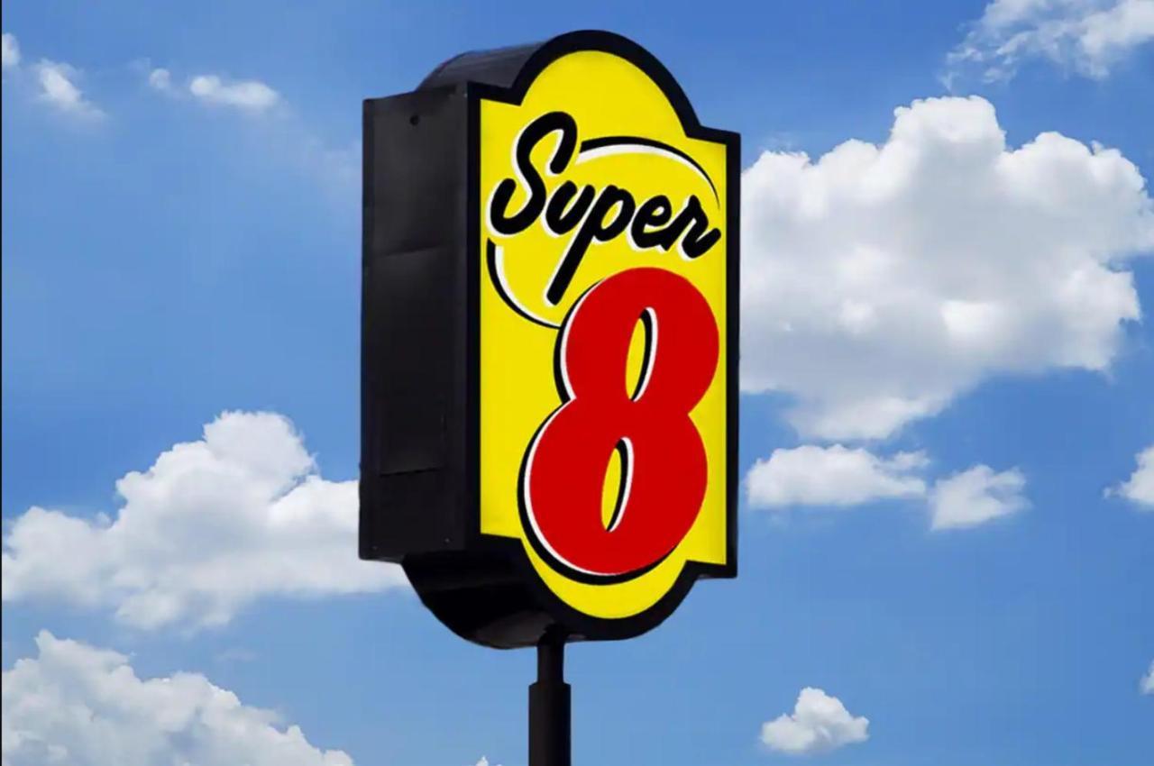 Super 8 By Wyndham Fort Worth Entertainment District Zewnętrze zdjęcie